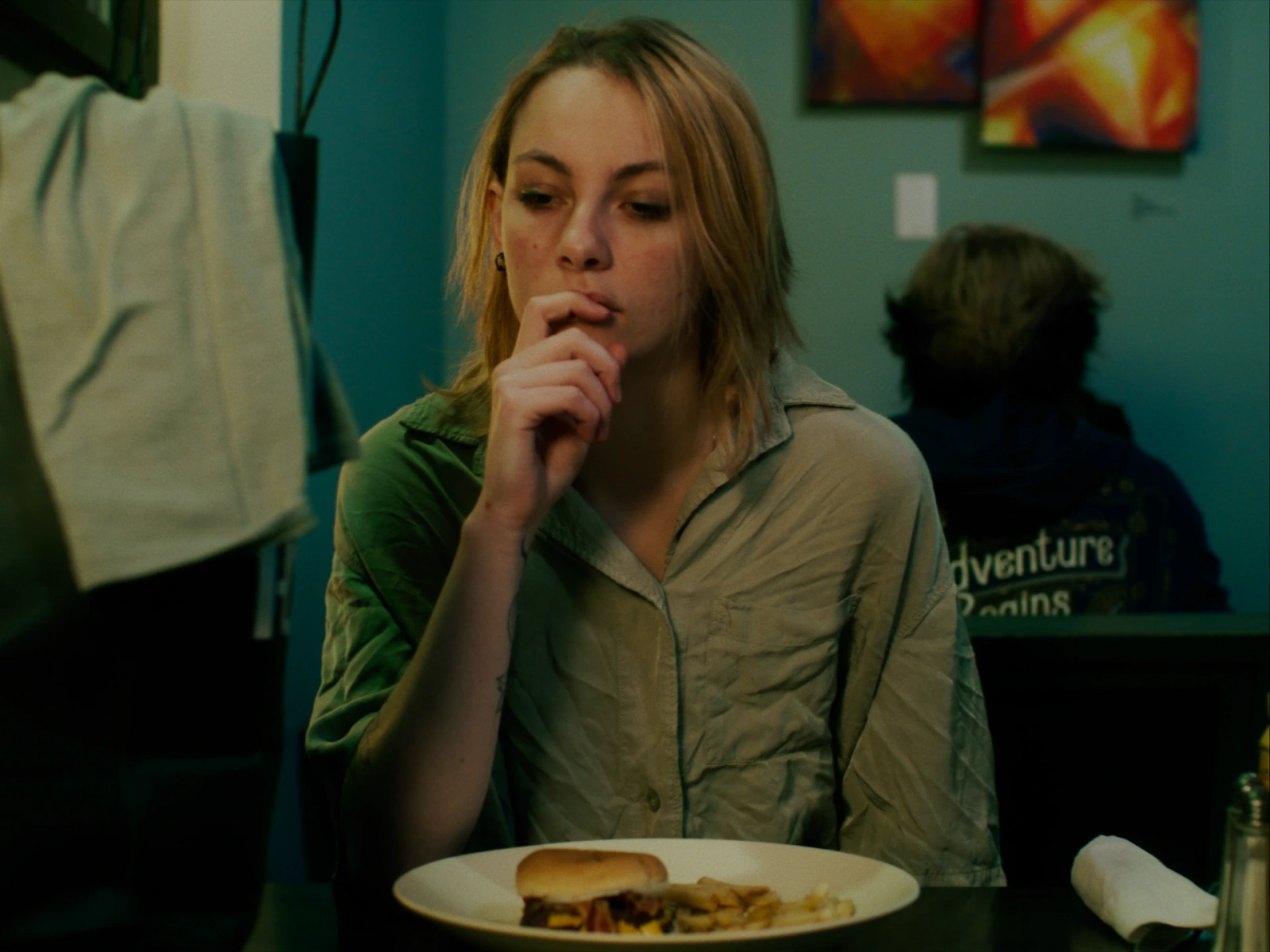 67743adf5e3ca80f99a86823 RVTBB DiningShopping RF